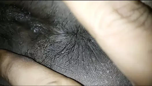 Hint kız pooja ki chudai chut ka pani nikala