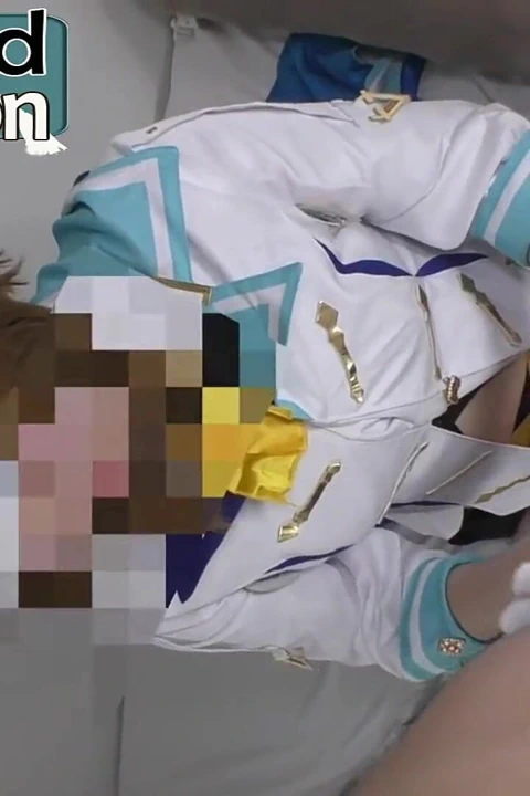 Bütçe dostu çekim etkinliğinde oyuncu kimyası unutulmaz anları yönlendirirken öne çıkan kıyafetler yer alıyor 2.