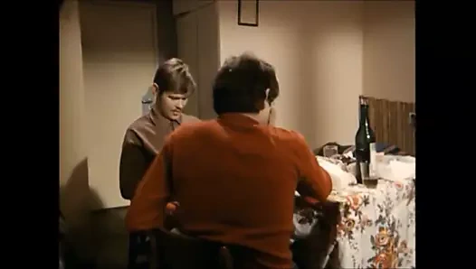 Köylü kız bronka her zaman slip giyiyor