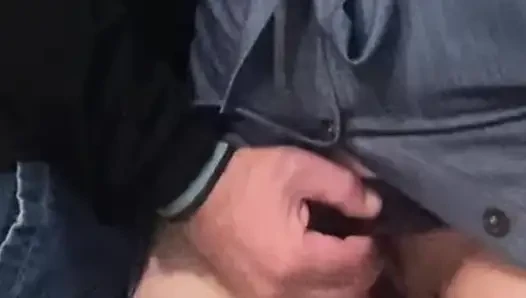 Omg!!! Yabancının kirli parmakları amcığını ovuyor