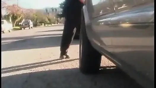 Harika götlü vahşi ev hanımı erkek delisi yatakta bir delikanlıya biniyor