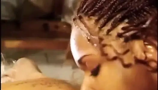 Seksi zenci kızlarda büyük beyaz penis