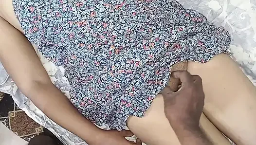 Nivadu dawase gedara wela inna kellage oda ekata gihin akita hukapu dawase sepa