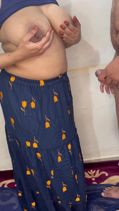 Muhteşem an "Hintli yenge onu sikmek için sikimi sevdi"