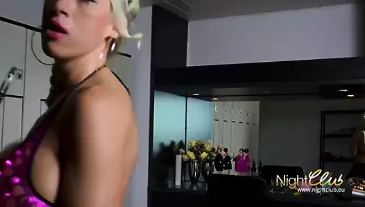 Milf işemek sikme ile komşu