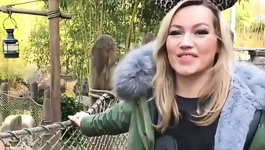 Lana-G!selle - Im Freizeitpark ist Ficken angesagt