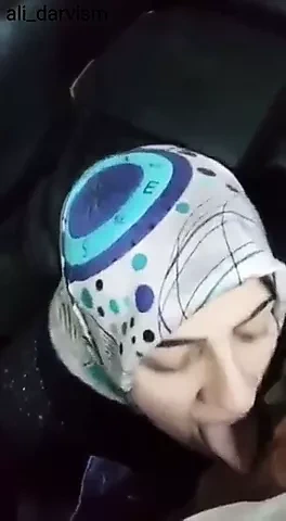 Tesettürlü seks tesettürlü emiyor tesettürlü porno Müslüman seks müslüman emiyor