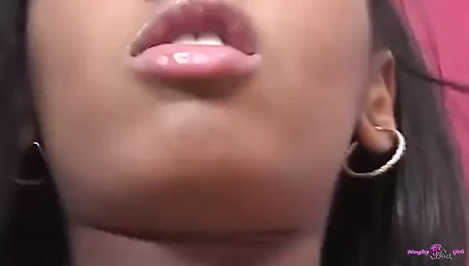 Bugünki gibi sadece en güzel ve en ince kızlar bu beyaz adamı tatmin edebilir