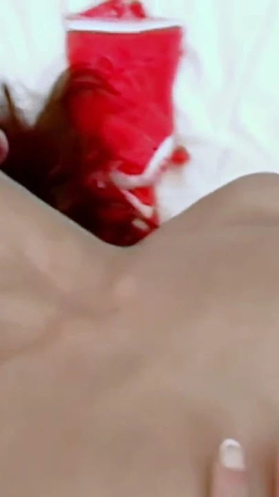 Benimle çektiği ilk videosunda Angelina bana dar göt deliğini sunuyor | Klip 2