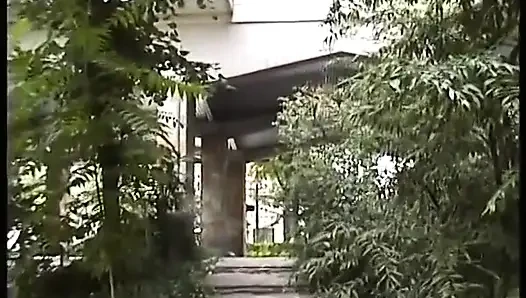 Kız öğrenci ilk kez sikiliyor