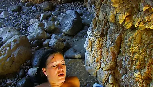 Beefy şişman göt kanadalı kadın ve erkek arkadaşı sahilde seks