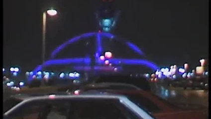 Azgın sarışın adamın büyük horoz ile ağzını becerdin alır