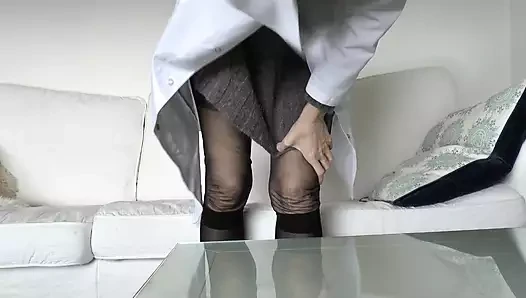 Madam doktor: bugün iki kez boşalıyor! CEI ile