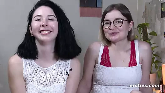 Joana emily'ye strapon verir