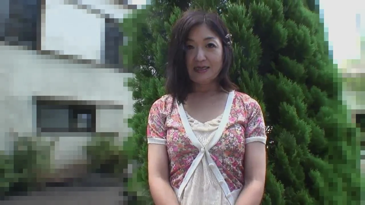 Grandma has a wet pussy and welcomes a cock into the house