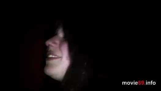 Tombul mina darbeler bir horoz içinde bir yetişkin tiyatro içinde hannover