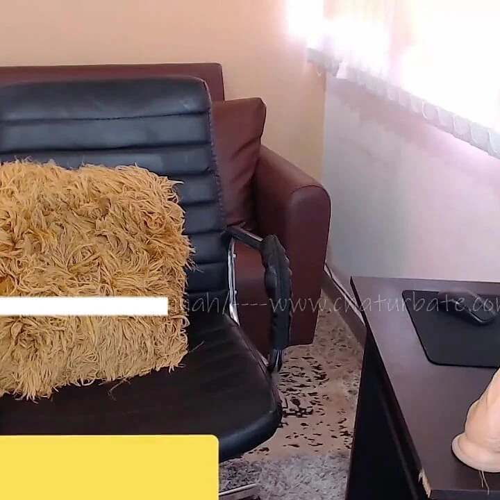Güzel, Sevimli 18 Yaşındaki Kız Mastürbasyon Yapıyor