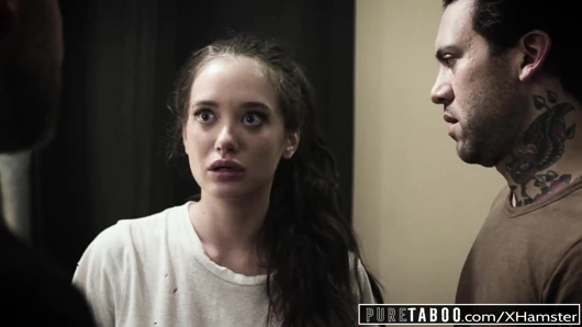 Saf tabu gia paige'in 2 üvey kardeşiyle ilk dp'si