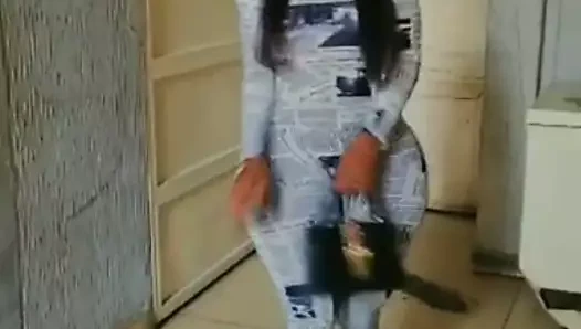 Angola ekstremosu - küçük bel, büyük ganimet marleneoi