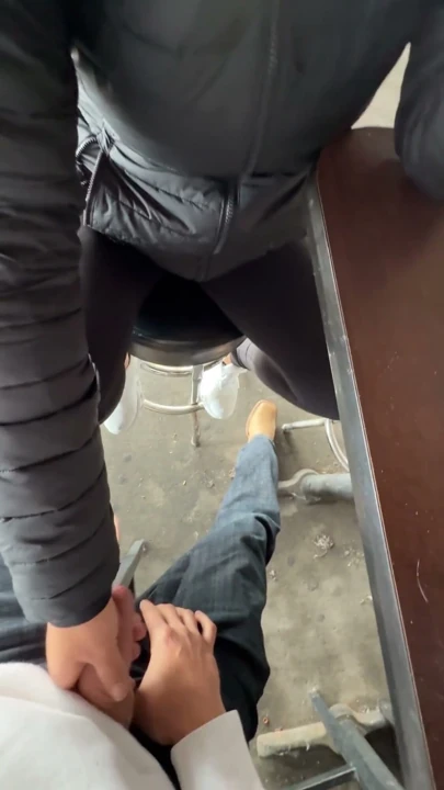 Sıcak MILF ile ön sevişme ve büyük sik oral | Bölüm 1