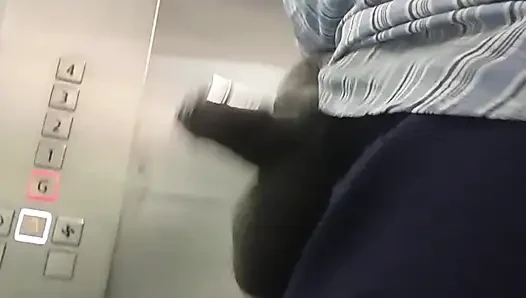 tamil boy lift hand job