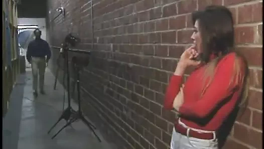 Barbara doll ve kelly royce iyi vakit geçiriyor. barbara doll, rick masters, tony tedeschi,kelly royce - sapık orta yaşlı seksi kadınlar