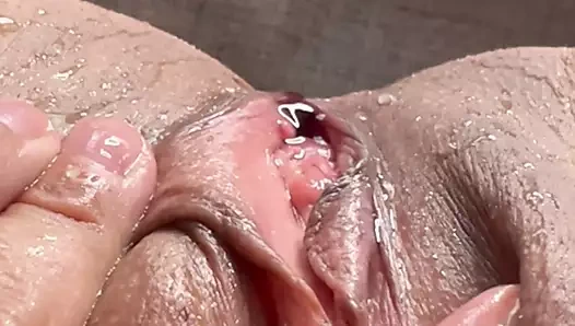 İşeme çaresizliği. tutmamı söyledi. çok geç