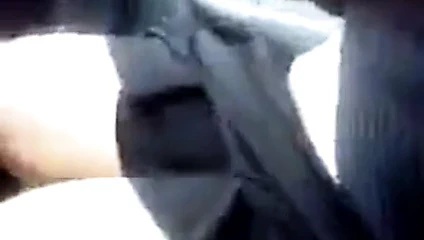 Arap göğüsleri ile oynama