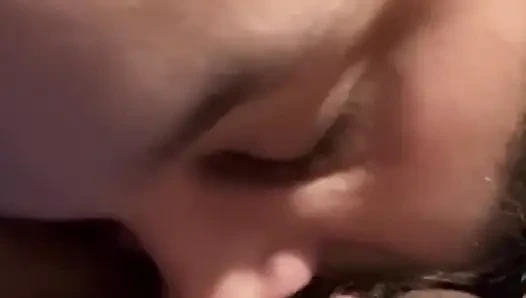 Babam Güzel Amcığımı Yalıyor