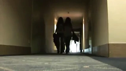 muhteşem sıcak ve azgın lezbiyenler üzerinde strapon