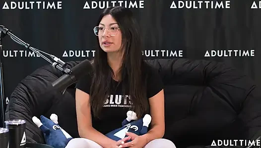 Cami Strella bir kült hayatta kalmak, tiktok şöhreti ve tek eşlilik dışı | Adult Time Podcast