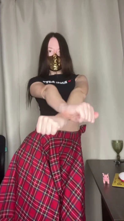 dans tanrıçası altın maske