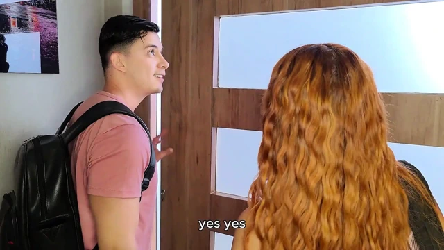 Üvey kız kardeşim dinlenmeden önce sevişmek istiyor