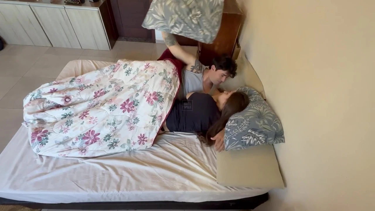 Real Couple Have Romantic and Hot Sex