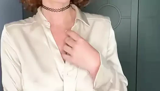 Ateşli anne mükemmel vücuduyla seni baştan çıkarıyor