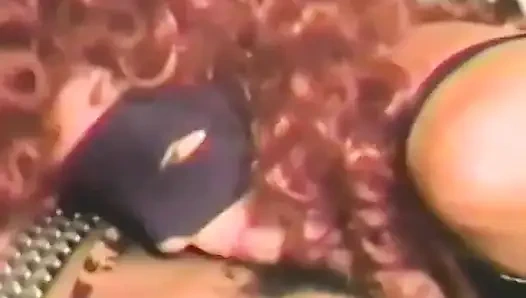 Klasik dil yalama ve spor salonunda sikişme