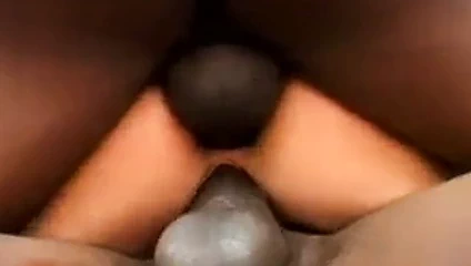 Shyla büyük zenci alıyor