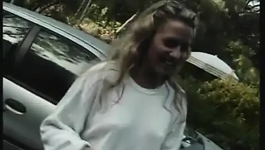 Seksi büyük memeli sarışınla anal sikiş