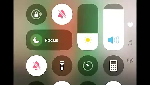 Canlı yayında direk dansı