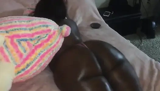 Kirli Diana çıplakken evde iyi vakit geçiriyor