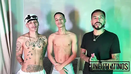 Büyük Yaraklı Dövmeli Sevimli Genç Sünnetsiz Ikizle Prezervatifsiz Sikişiyor