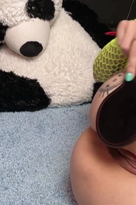 Götüme şaplak atıyorum ve amımı sikiyorum