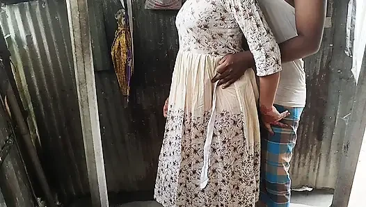 Beautiful young gf hot outdoor sex video