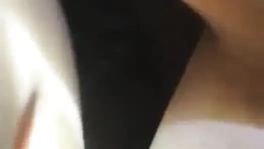 Dominikalı sürtük yarak emiyor