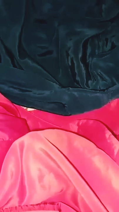 Pembe saten şalvarla yarak başını ovuyor (19)