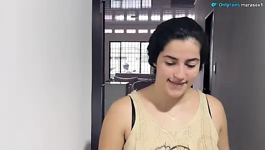 Kız arkadaşımın arkadaşı sıcak üçlü ilişkiyi kabul etti