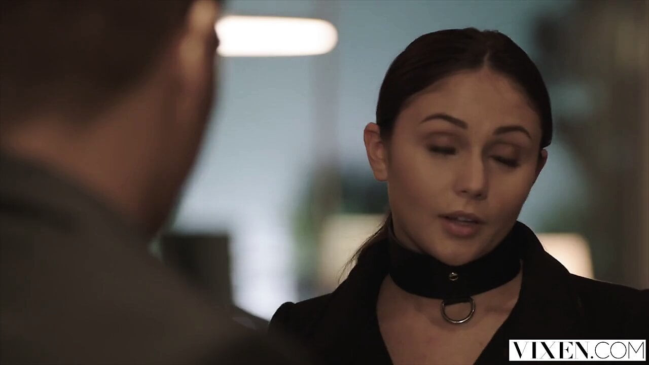 Cadaloz ariana marie ve ona arkadaş vardır hakim tarafından dev horoz