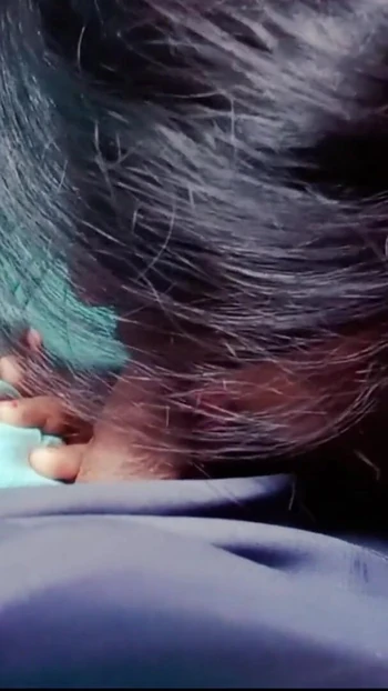 Сногсшибательный момент из "бхабхи с большими сиськами дези заплатили глубоким минетом, чтобы Devar уронил ее домой"