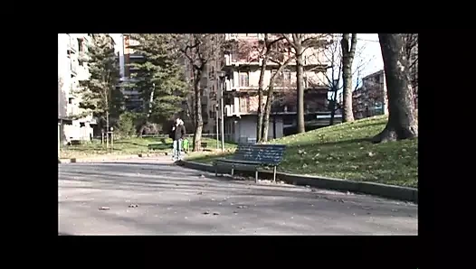 Üvey annem bana zevk veriyor!