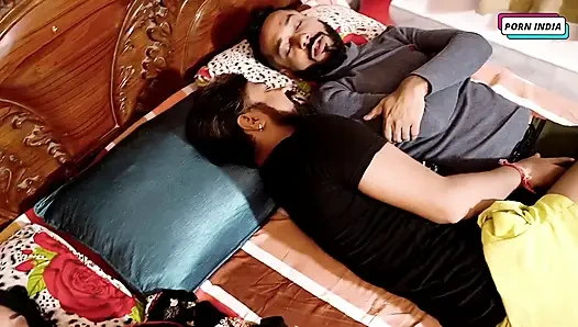 Büyük memeli teyze ile sert üçlü grup romantik seks